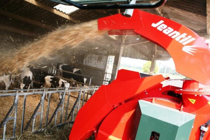 La gamme de désileuses-pailleuses DPR