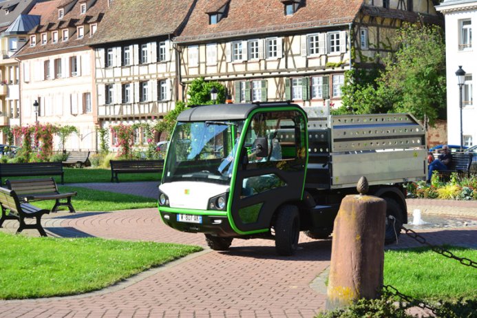 Véhicule multifonction 100%électrique et FRANCAIS