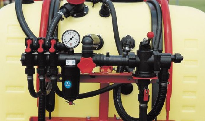 pulvérisateur portés NK